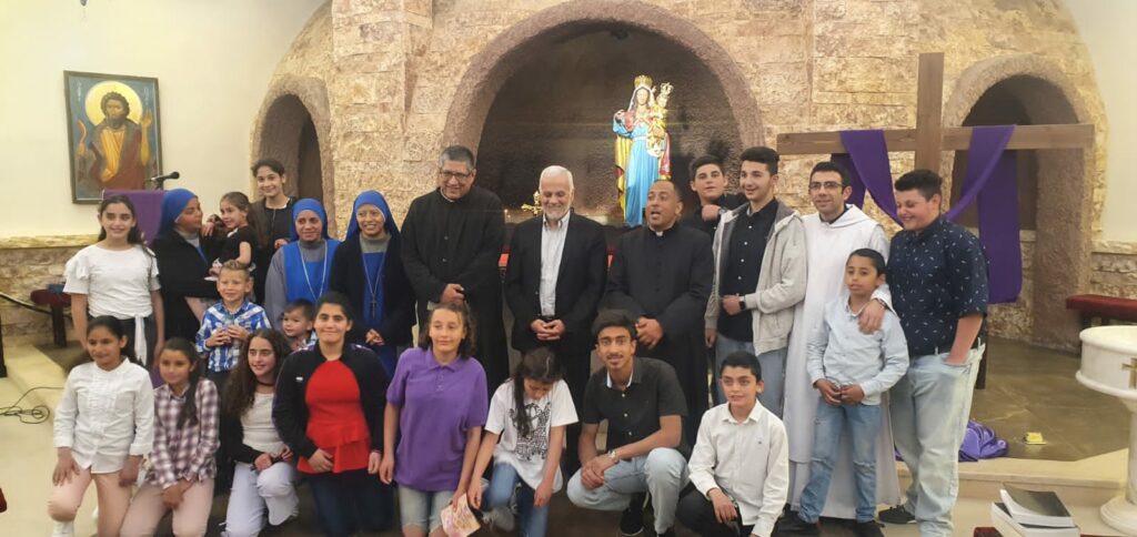 Lee más sobre el artículo Almuerzo colectivo bajo los auspicios de Caritas Jordania en Anjara