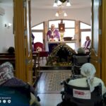 Su Beatitud comparte la alegría de la Navidad en Taybeh
